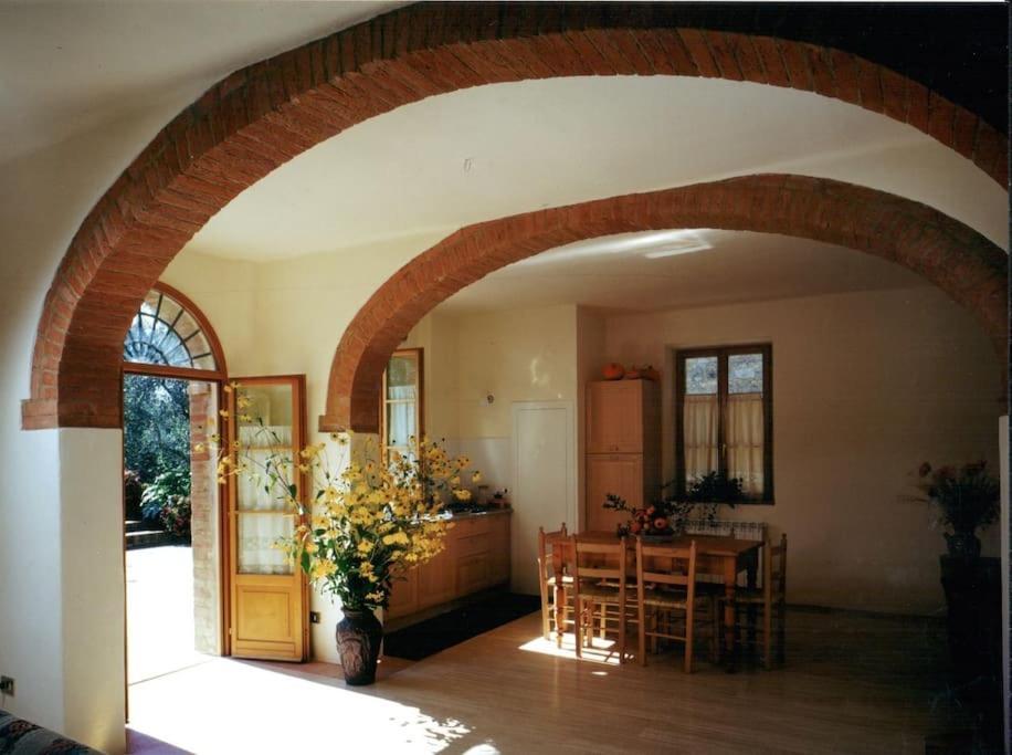 シエーナ La Vigna Agriturismoヴィラ エクステリア 写真